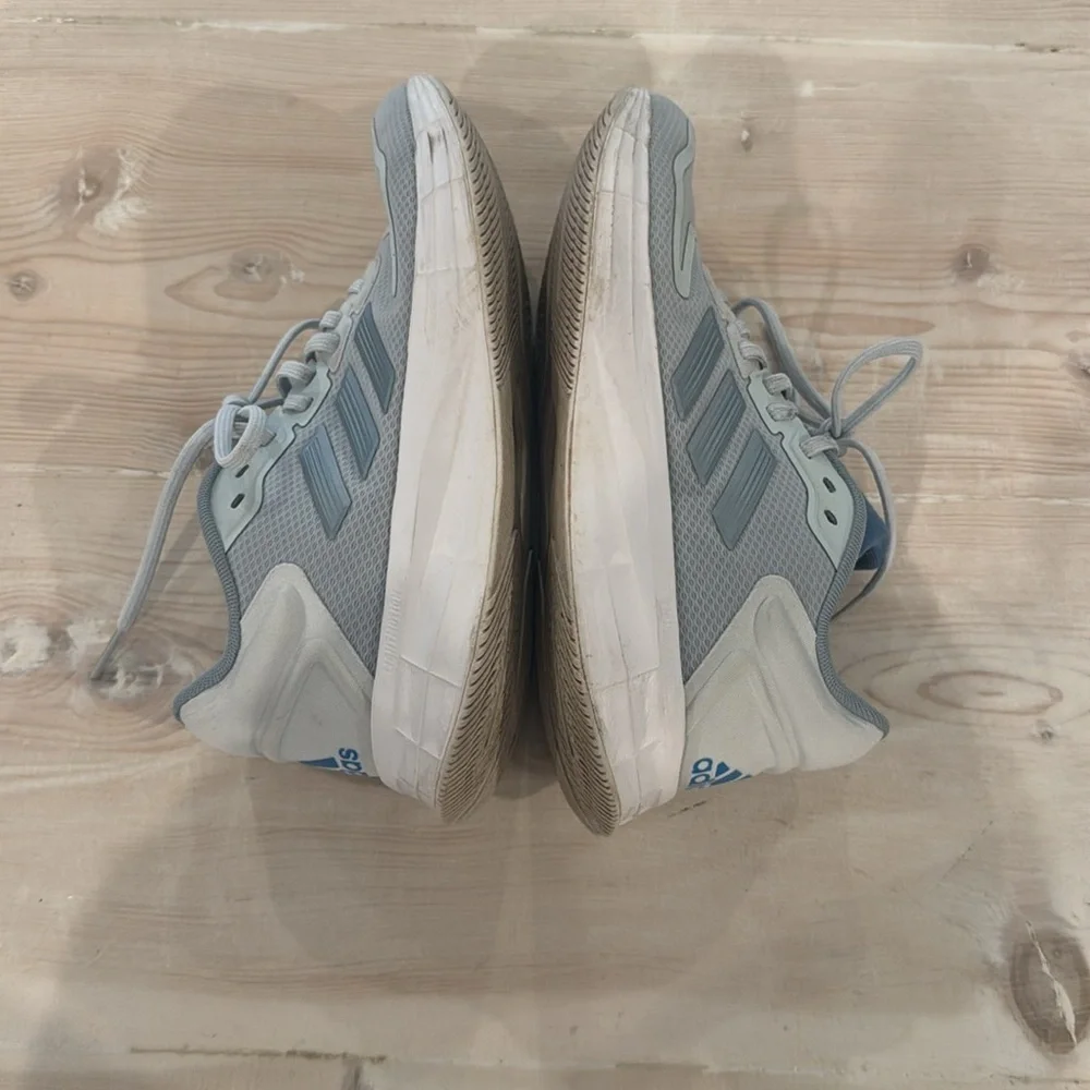 Adidas - Picture 9 of 10